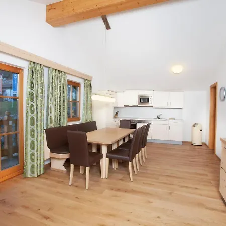 Beautiful Flat By The Cross-country Trail Wald im Pinzgau